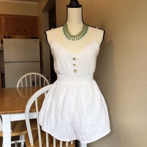 Princess Polly? White Romper. Size 4